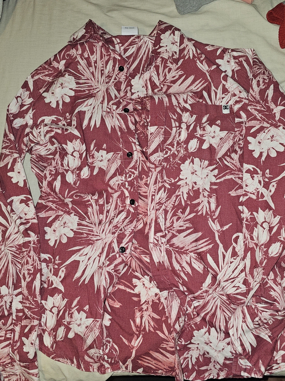 DC Men’s Small Burgundy Floral Button-Down Shirt